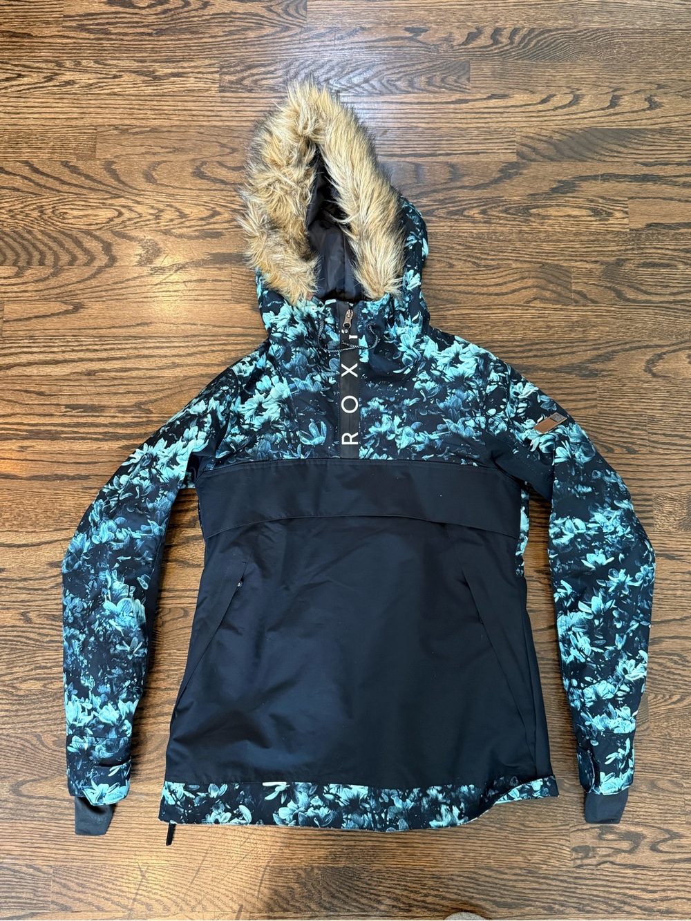 Roxy Black and Teal Floral Hooded Ski Jacket with Faux Fur Trim